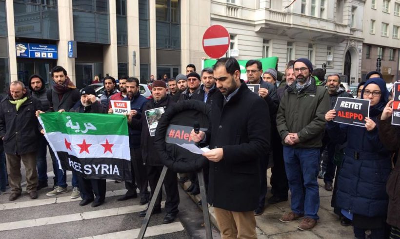 Pressemitteilung vor der Botschaft der Arabischen Republik Pressemitteilung vor der Botschaft der Arabischen Republik